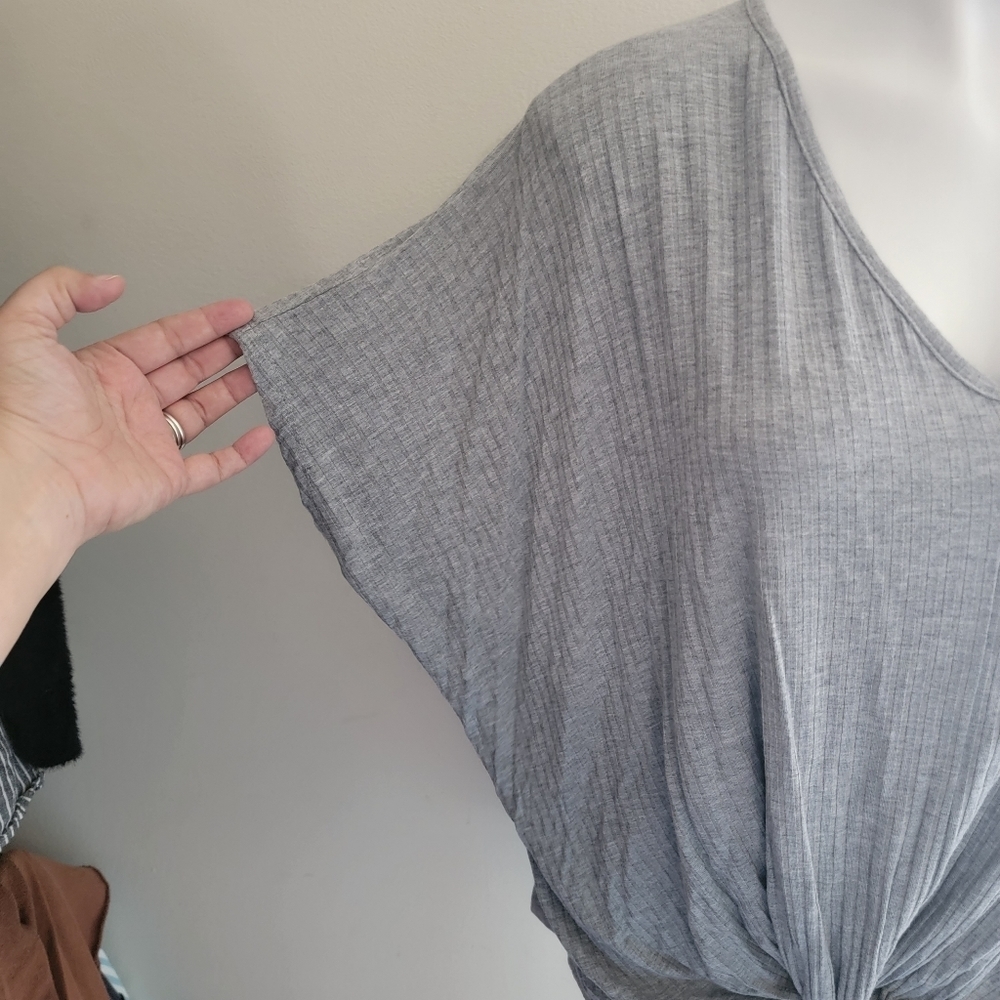 Botanique Knot front top Gray Size 1X - Picture 5 of 7